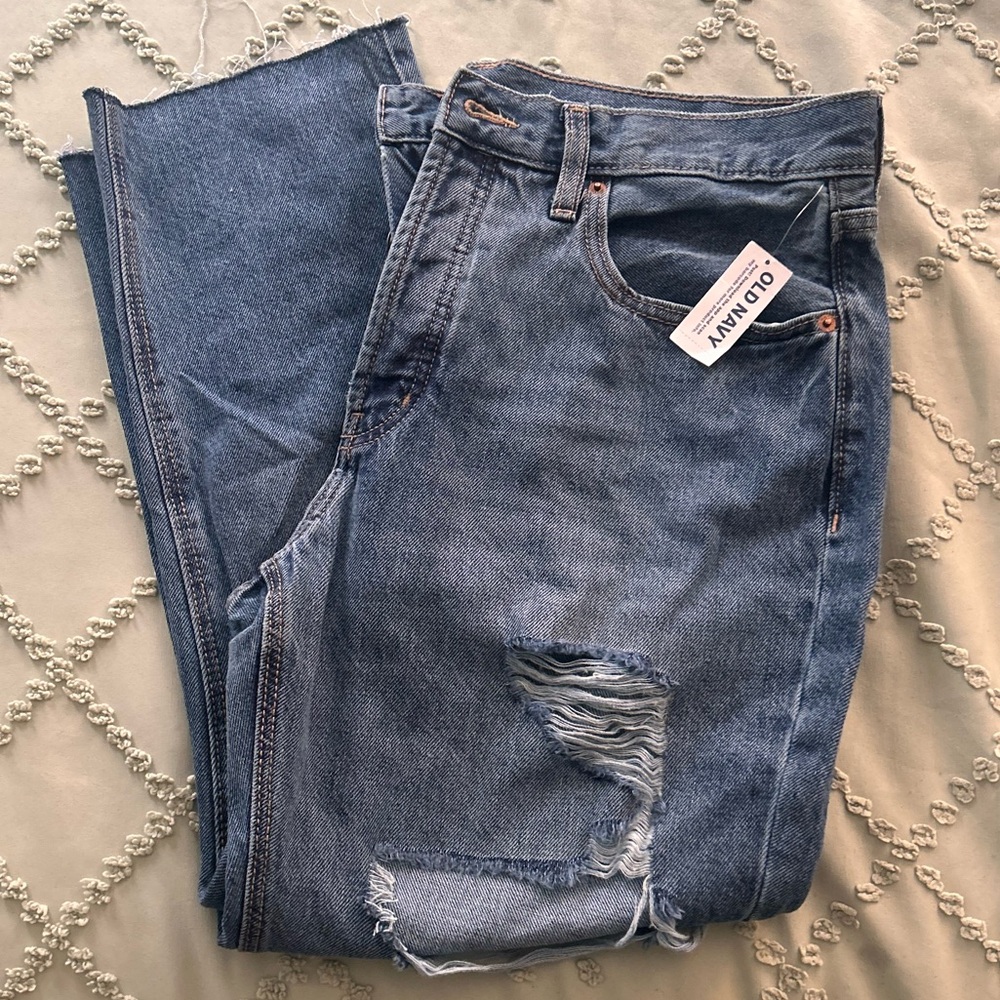 High rise slouchy straight old navy jeans. New with tags